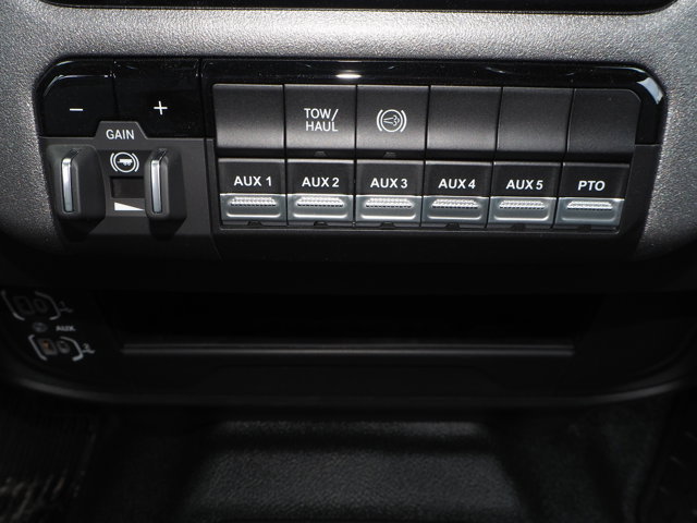 New 2025 RAM 5500 Tradesman image 28