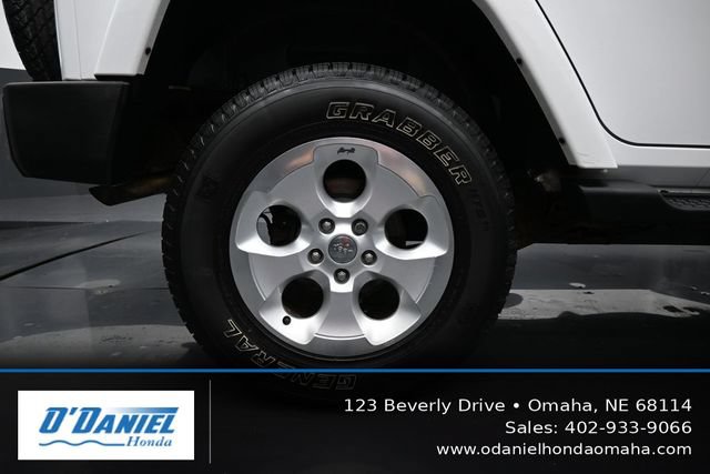 Used 2013 Jeep Wrangler Unlimited Sahara w/ Trailer Tow Group AWD/4WD image 43