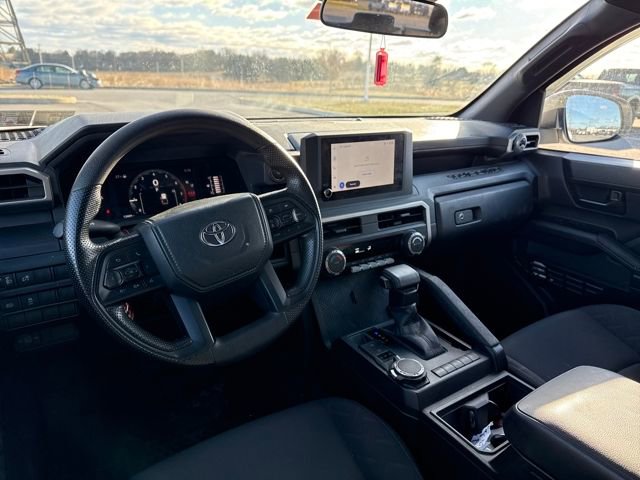 Used 2024 Toyota Tacoma SR image 18