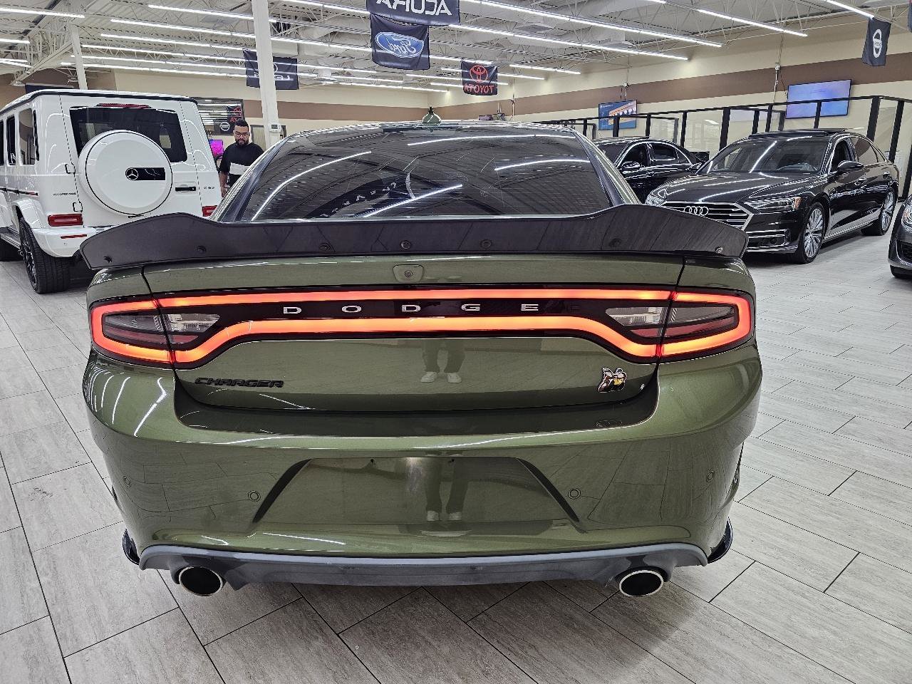 Used 2021 Dodge Charger Scat Pack w/ Driver Convenience Group RWD image 7