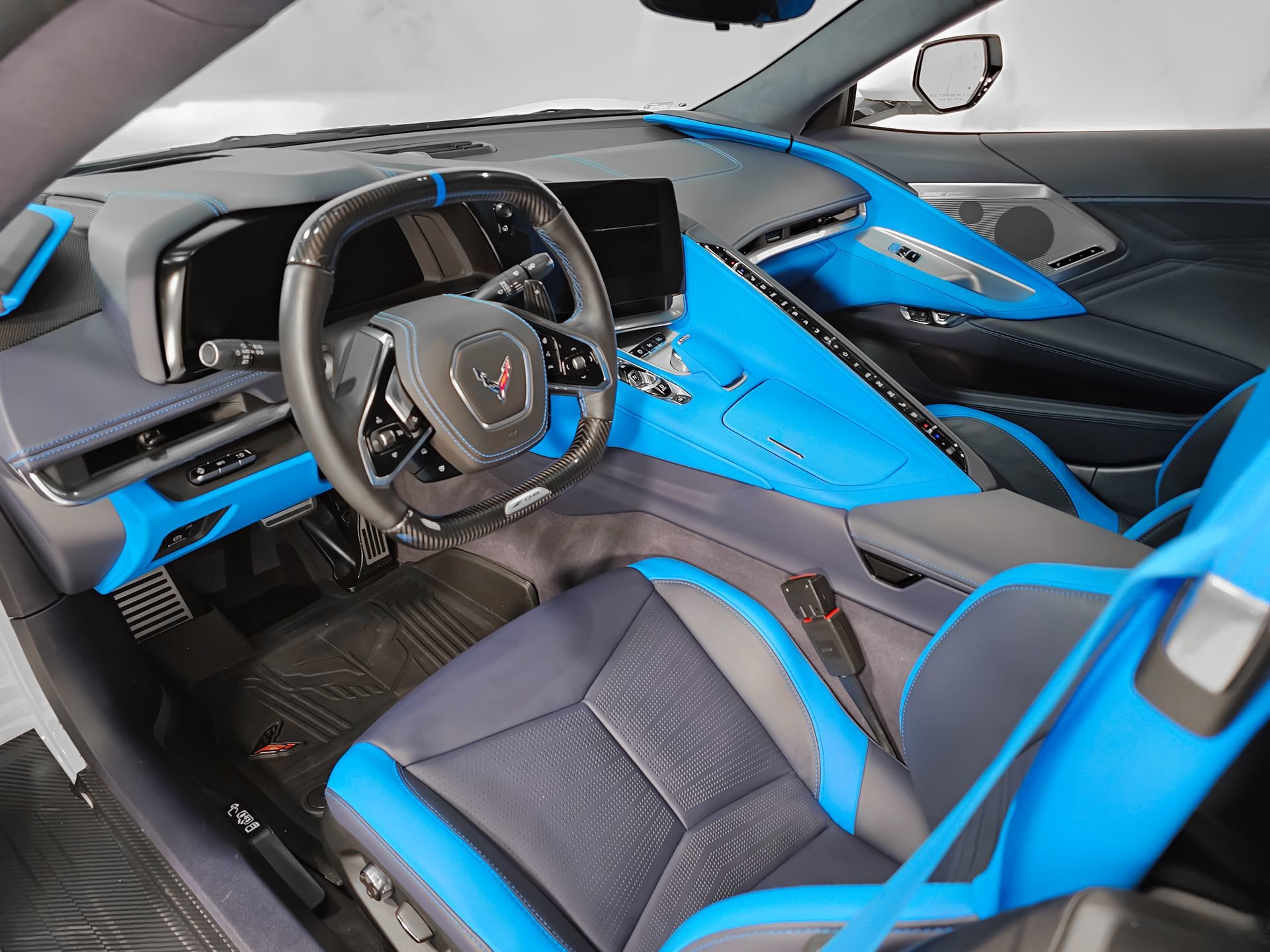 Used 2025 Chevrolet Corvette Z06 w/ Z07 Performance Package RWD image 27