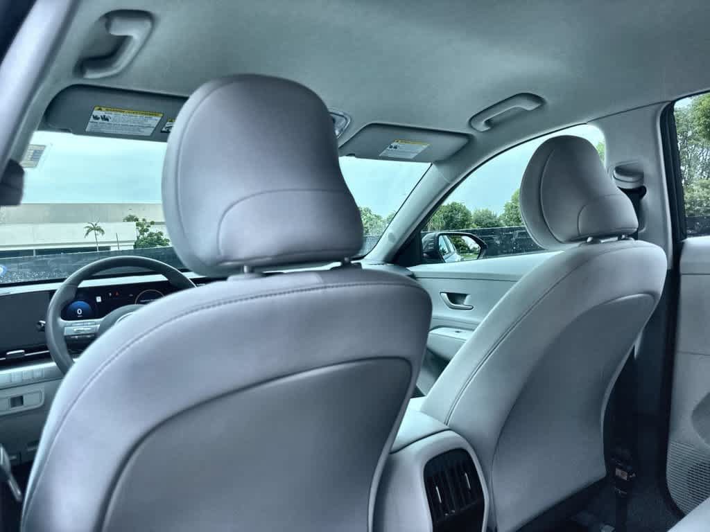 Used 2025 Hyundai Kona SEL FWD image 23