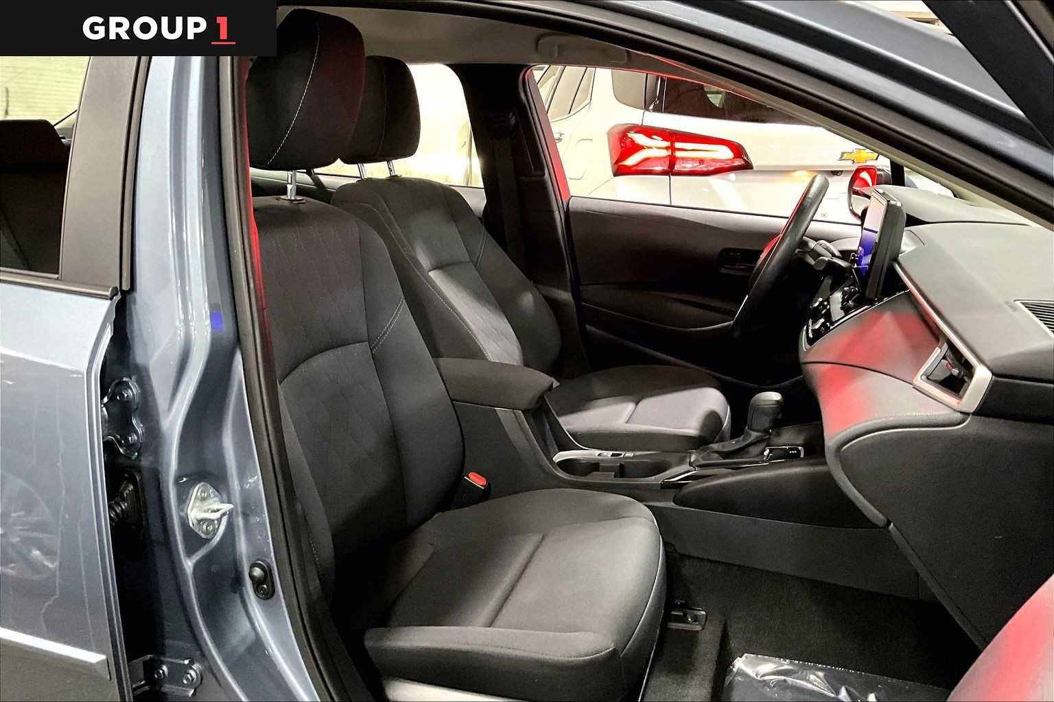 Certified 2025 Toyota Corolla LE image 8