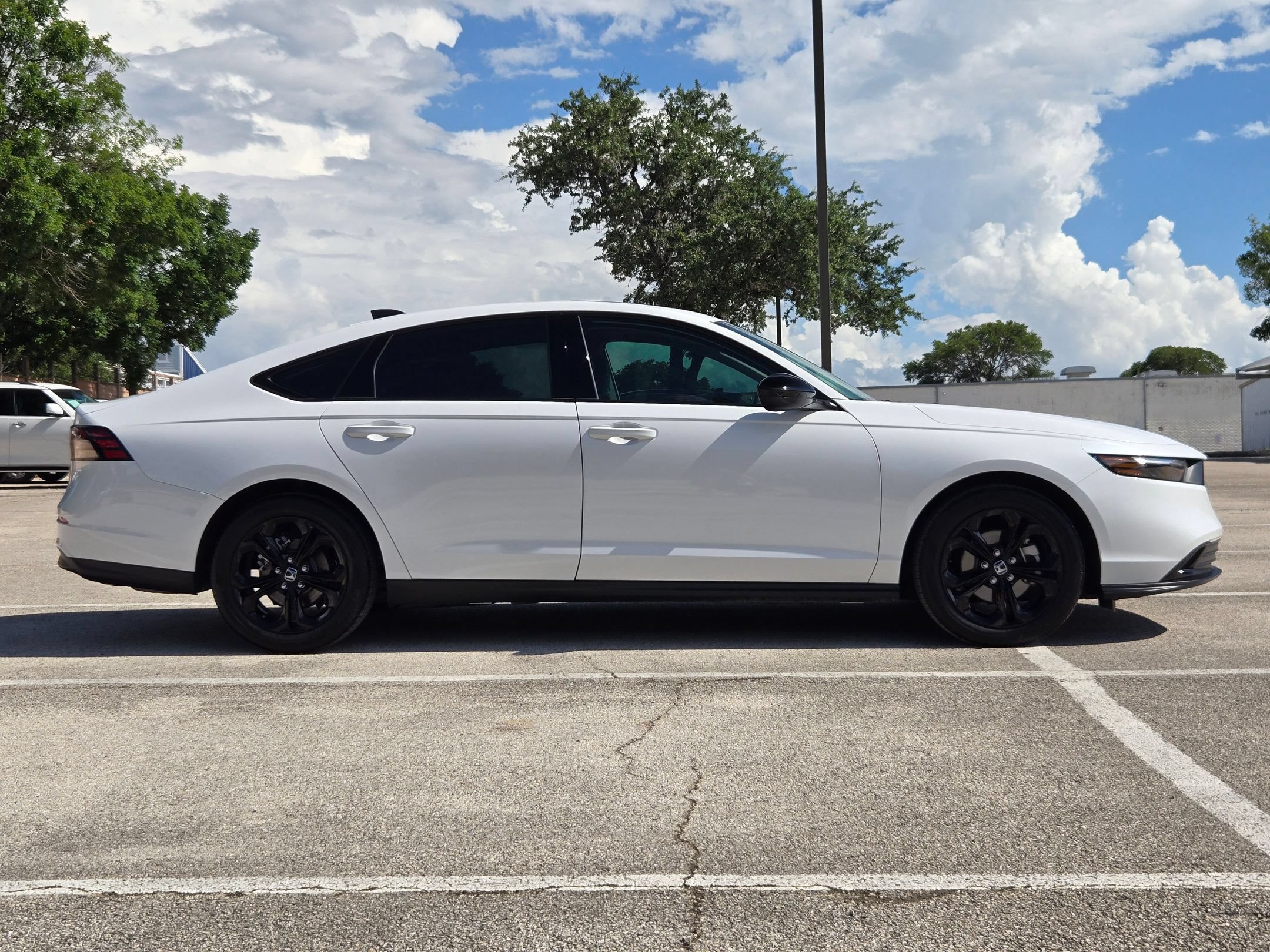 Used 2025 Honda Accord SE image 2