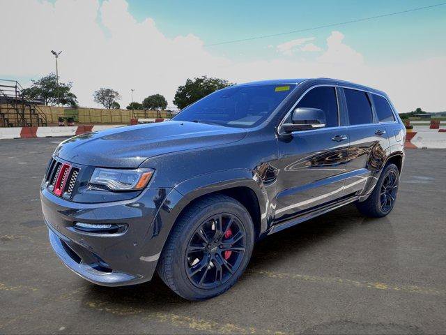 Used 2015 Jeep Grand Cherokee SRT w/ Luxury Group II AWD/4WD image 5