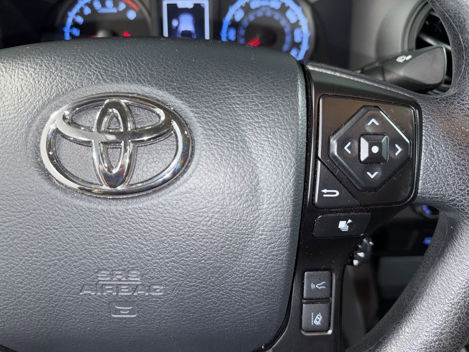 Used 2023 Toyota Tacoma SR image 26
