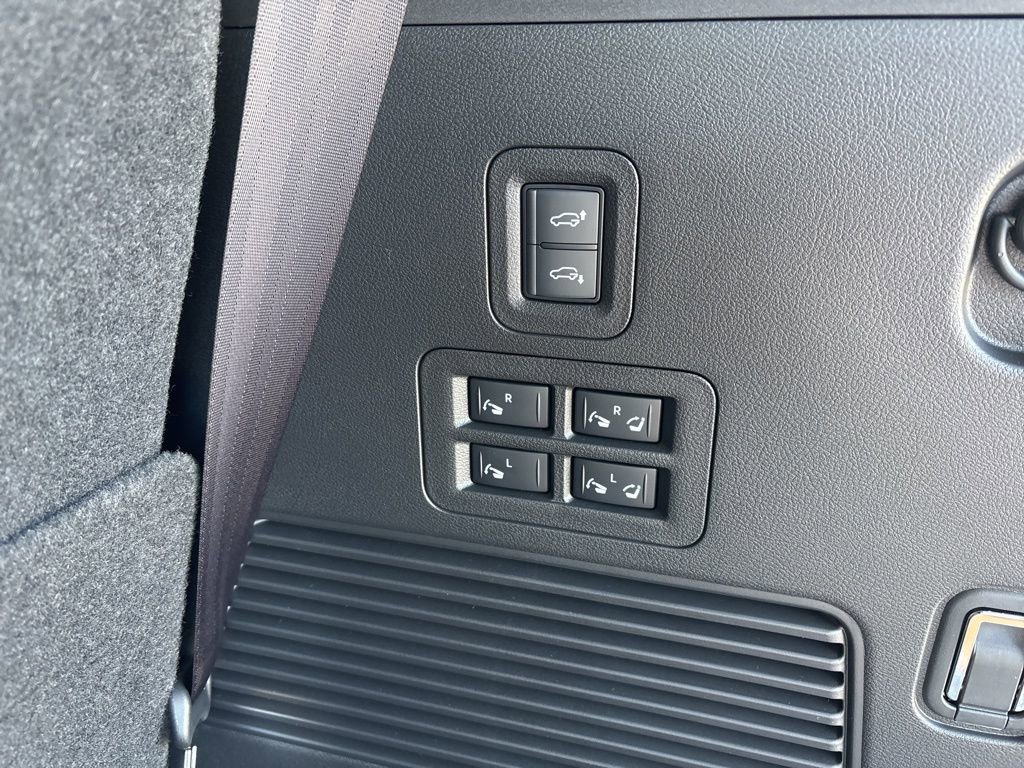 New 2026 Nissan Armada Platinum Reserve w/ Accent Package image 19