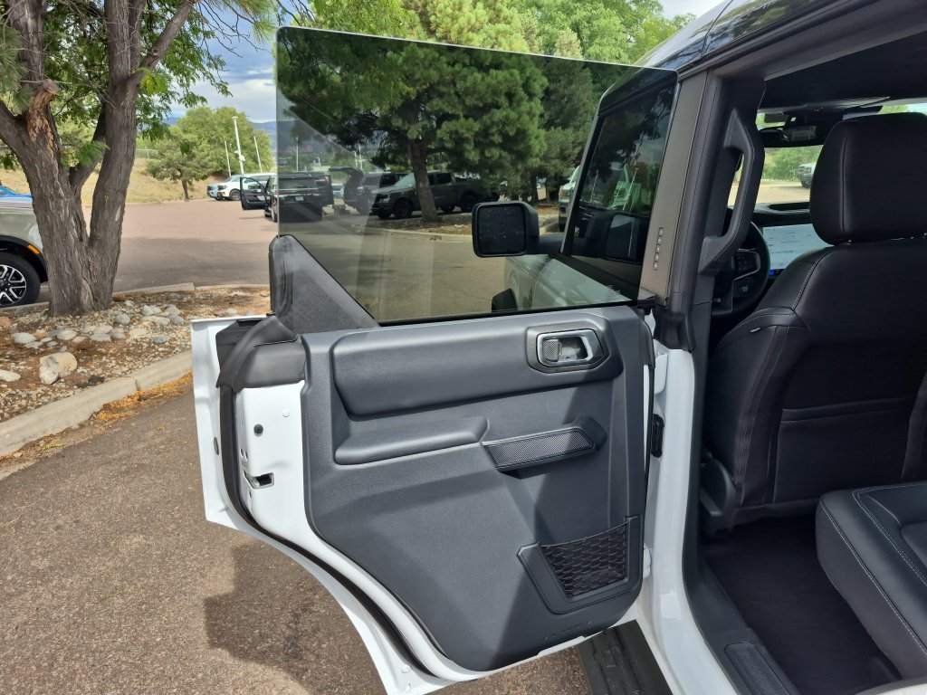 New 2026 Ford Bronco Outer Banks w/ Black Appearance Package AWD/4WD image 17