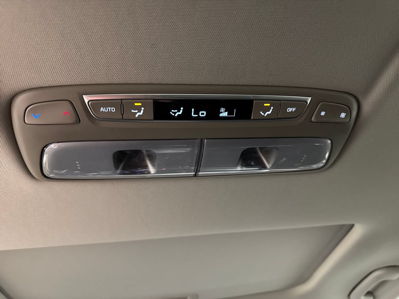 Used 2025 Kia Telluride S AWD/4WD image 26