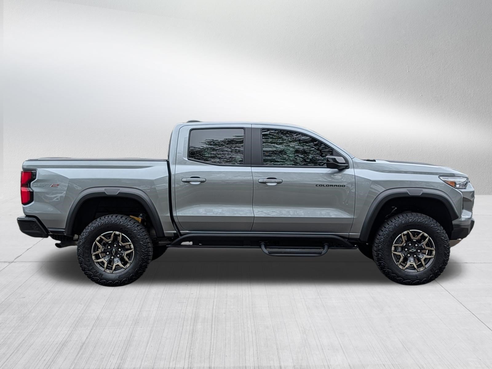 Used 2023 Chevrolet Colorado ZR2 w/ ZR2 Convenience Package III AWD/4WD image 8