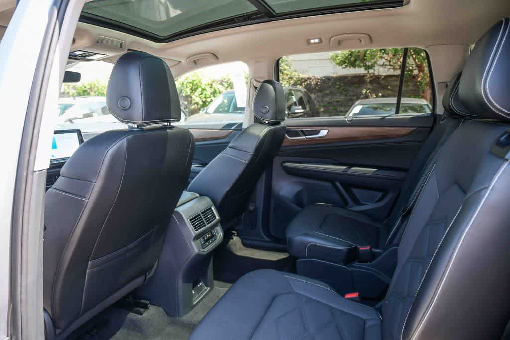 Used 2024 Volkswagen Atlas SE FWD image 18