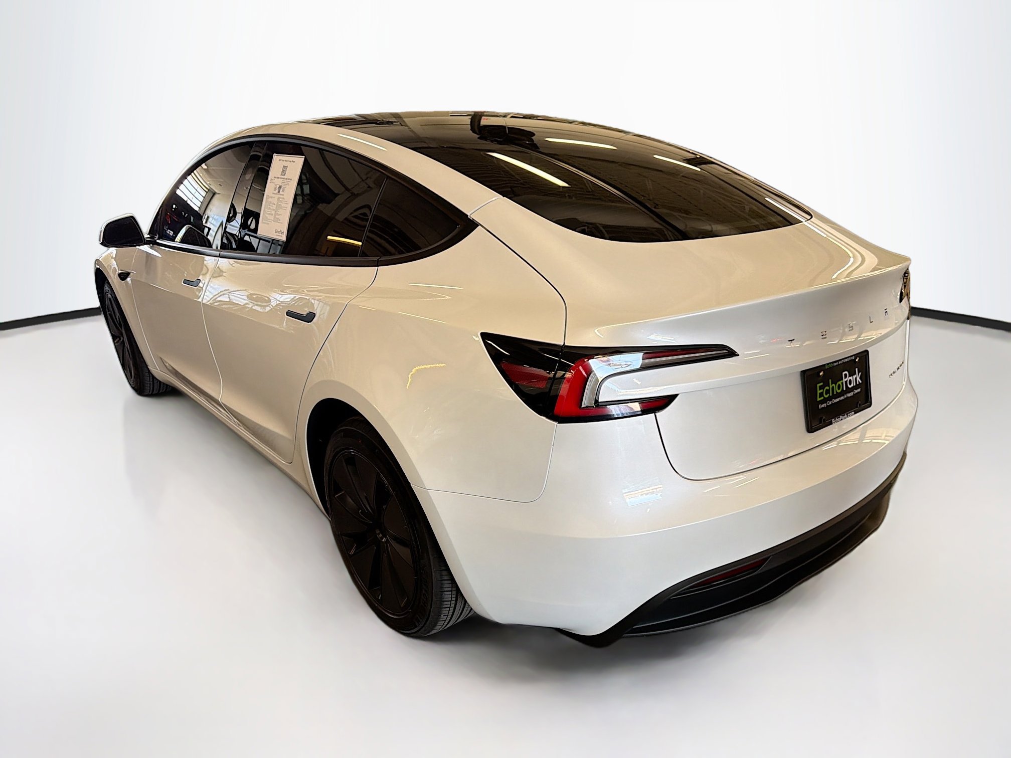 Used 2025 Tesla Model 3 Long Range AWD/4WD image 5