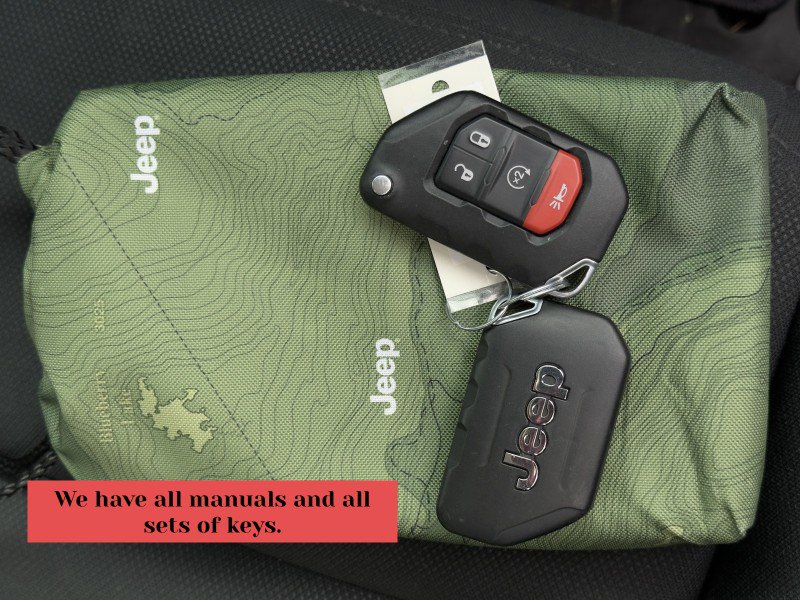 Used 2019 Jeep Wrangler Unlimited Sahara w/ Cold Weather Group image 45