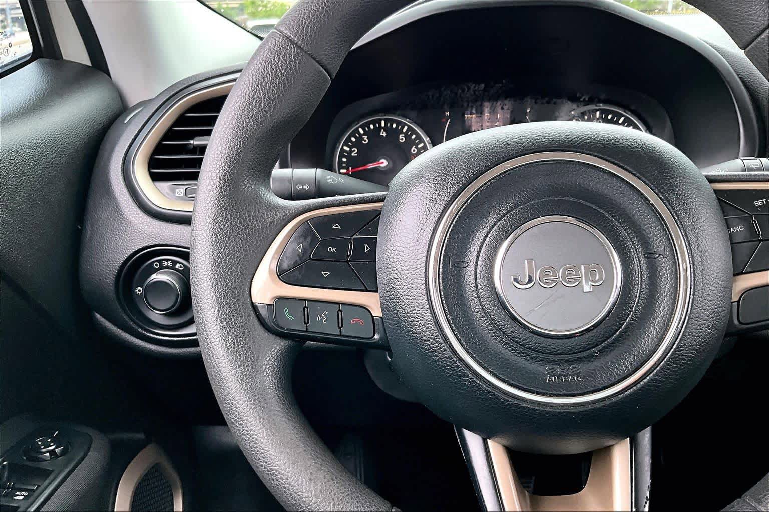 Used 2017 Jeep Renegade Sport w/ Power & Air Group AWD/4WD image 24