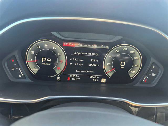 Used 2023 Audi Q3 2.0T Premium Plus w/ Premium Plus Package image 28