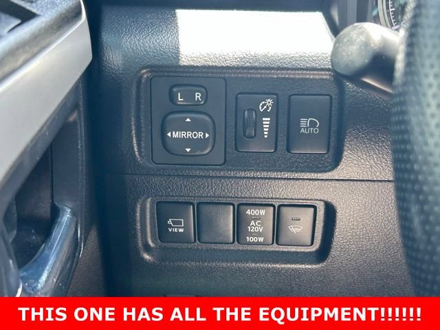 Used 2024 Toyota 4Runner Limited AWD/4WD image 20