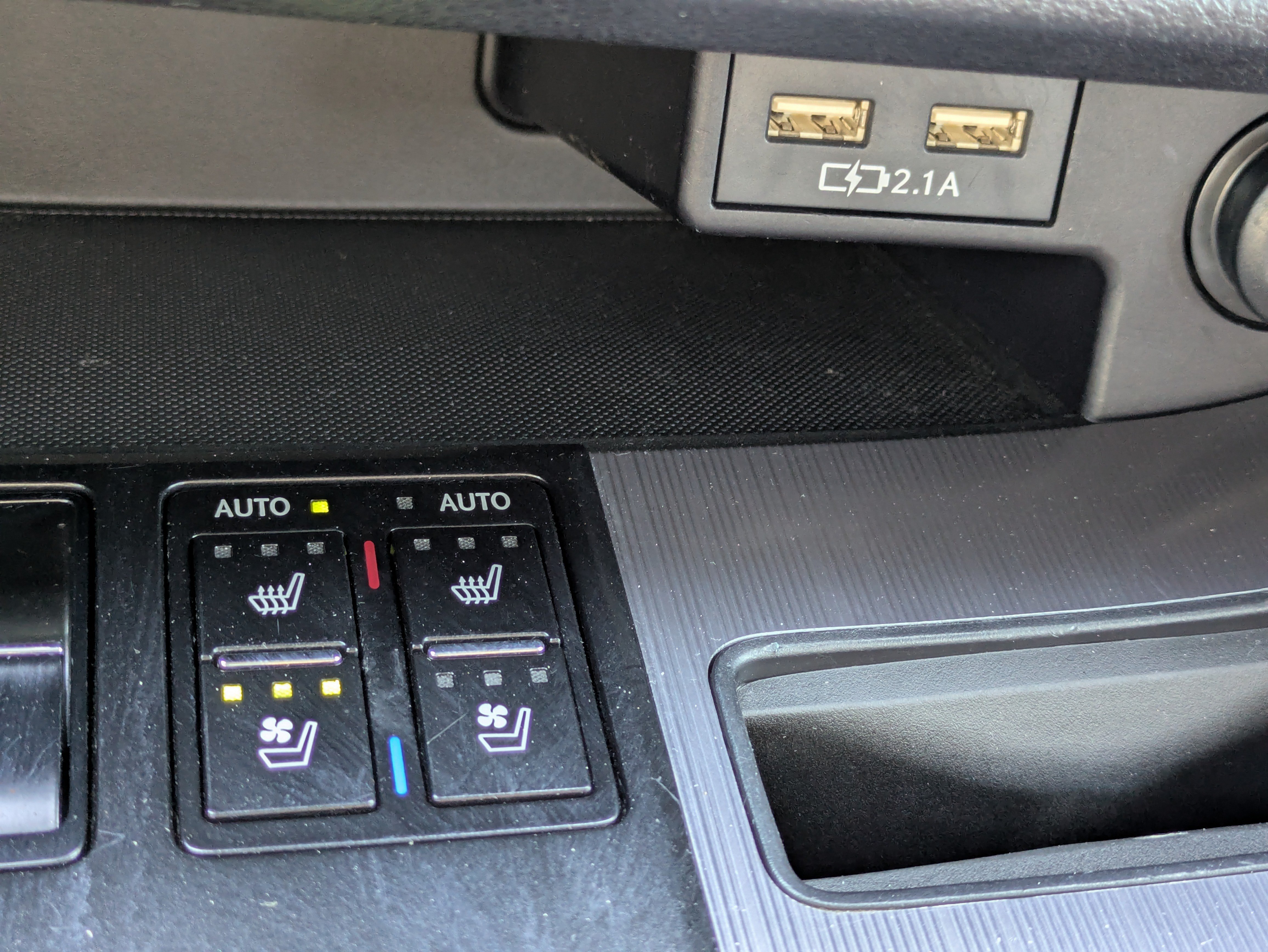 Used 2022 Lexus RX 350 F Sport w/ Accessory Package AWD/4WD image 29