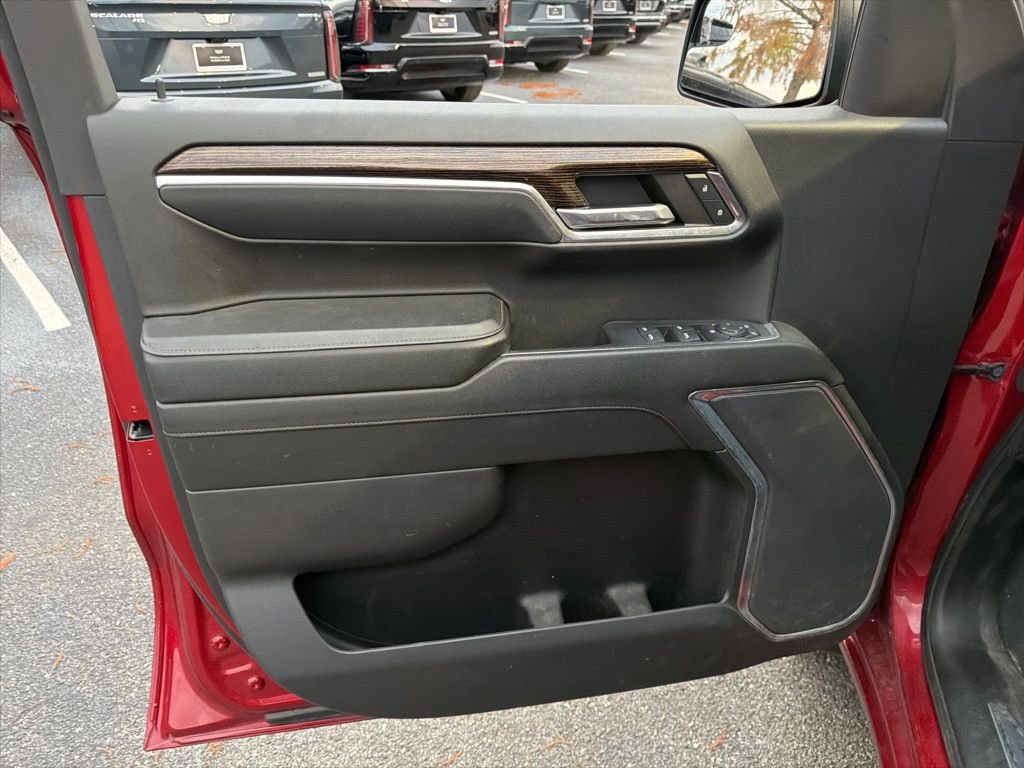 Used 2024 GMC Sierra 1500 Elevation image 14