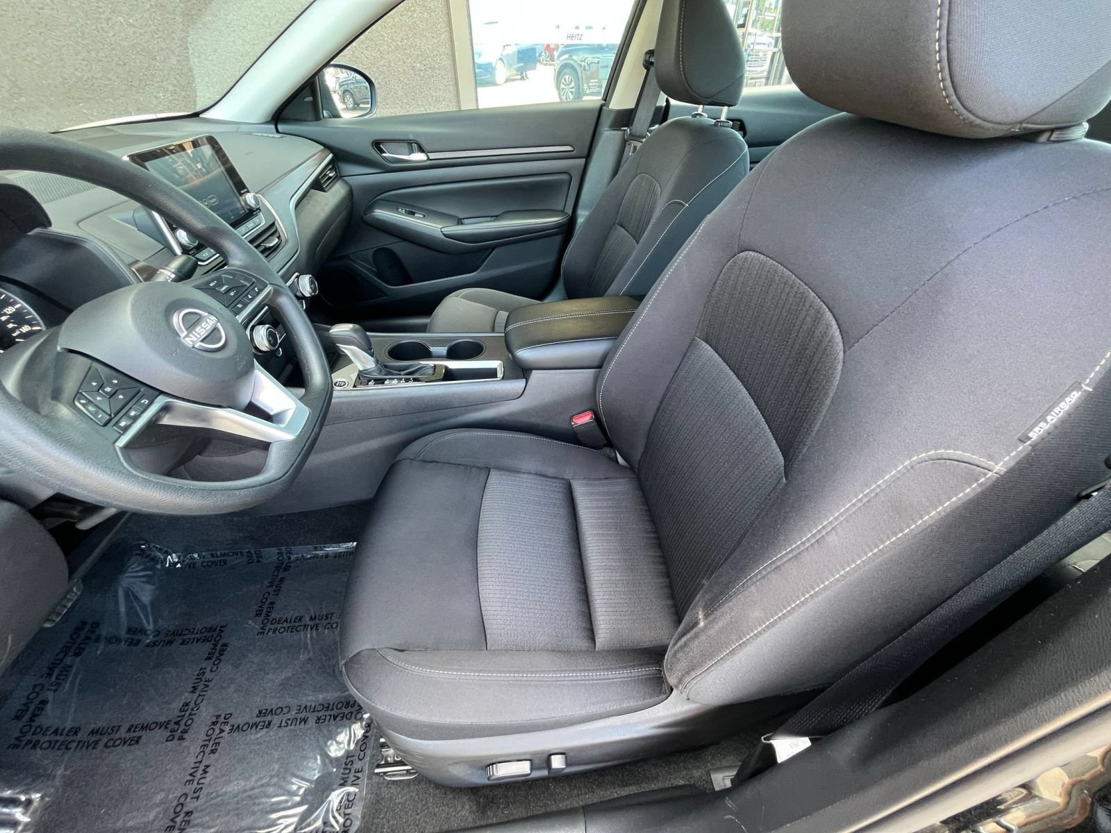 Used 2025 Nissan Altima 2.5 SV FWD image 23
