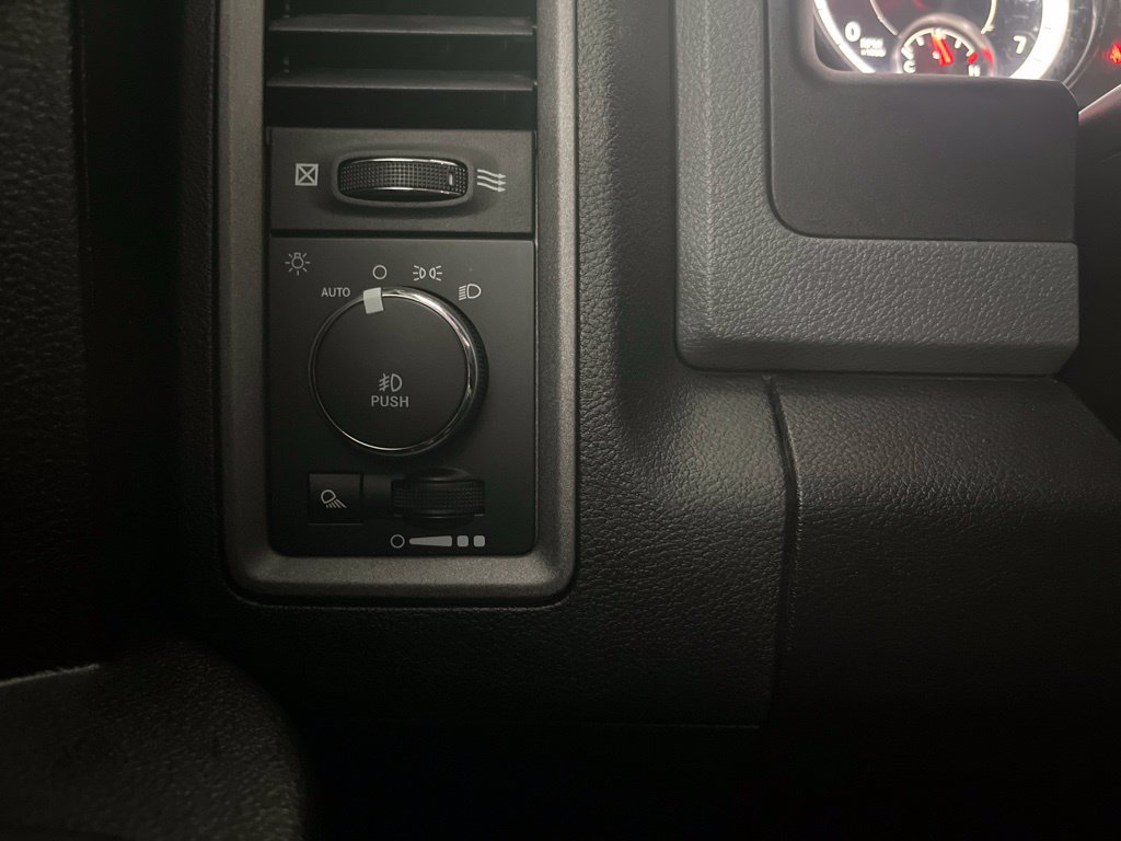 Used 2019 RAM 1500 ST w/ SXT Plus Group AWD/4WD image 58