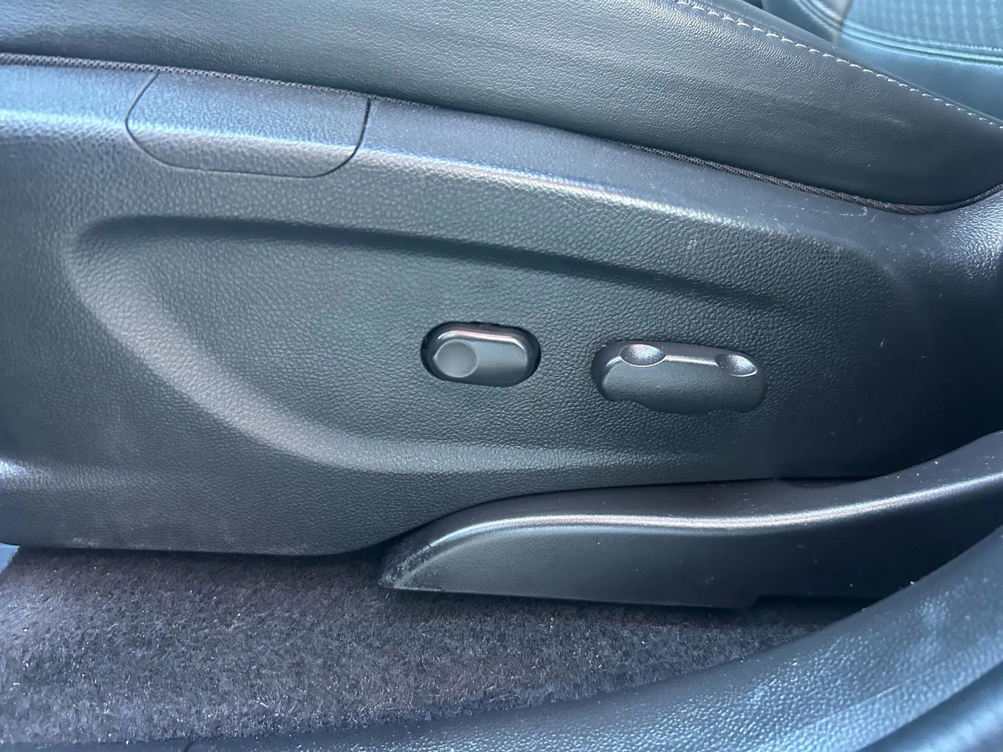 Used 2018 Buick Encore Preferred image 14