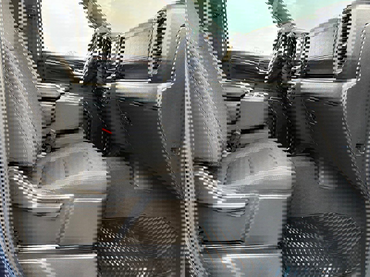 Used 2022 Chevrolet Silverado 1500 LT image 43