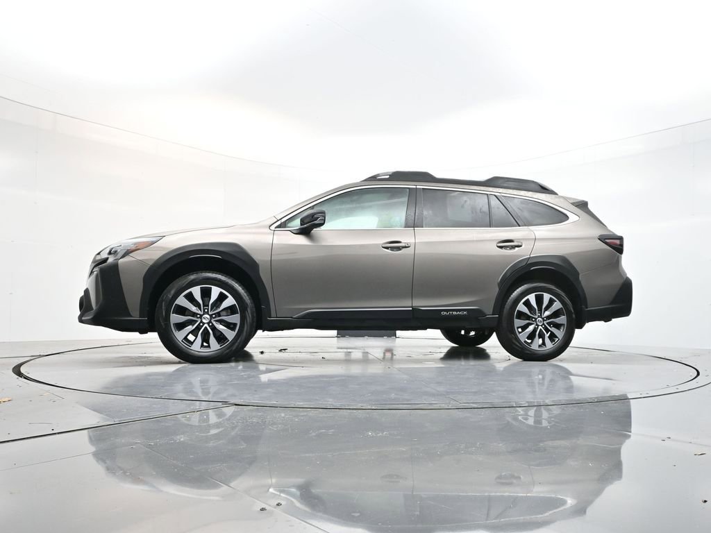 Used 2023 Subaru Outback Limited XT image 32