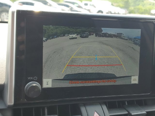 Used 2024 Toyota RAV4 LE AWD/4WD image 22