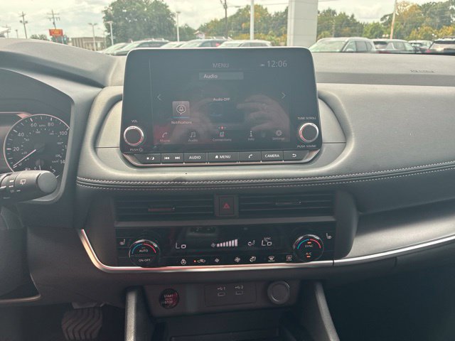 Used 2026 Nissan Rogue Dark Armor FWD image 24