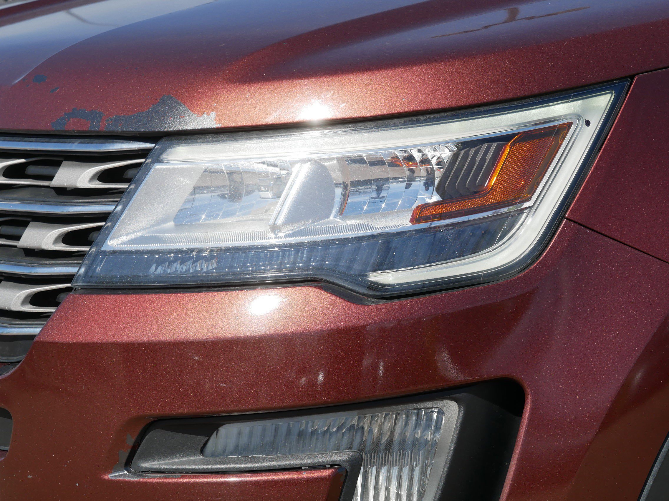 Used 2018 Ford Explorer Limited w/ Equipment Group 301A AWD/4WD image 10