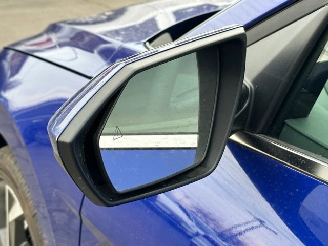 Used 2025 Hyundai Elantra SEL image 5