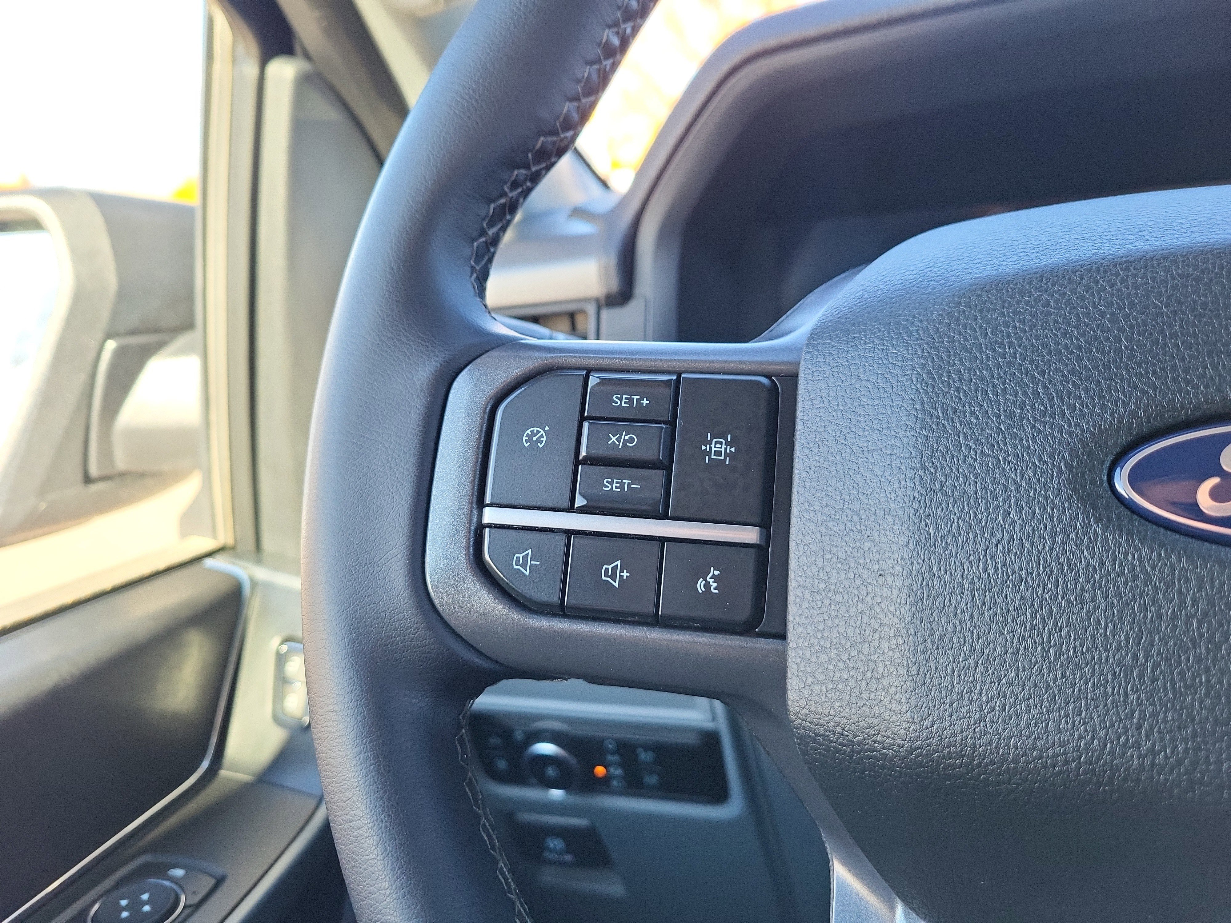 Used 2024 Ford F150 XLT w/ Mobile Office Package image 19