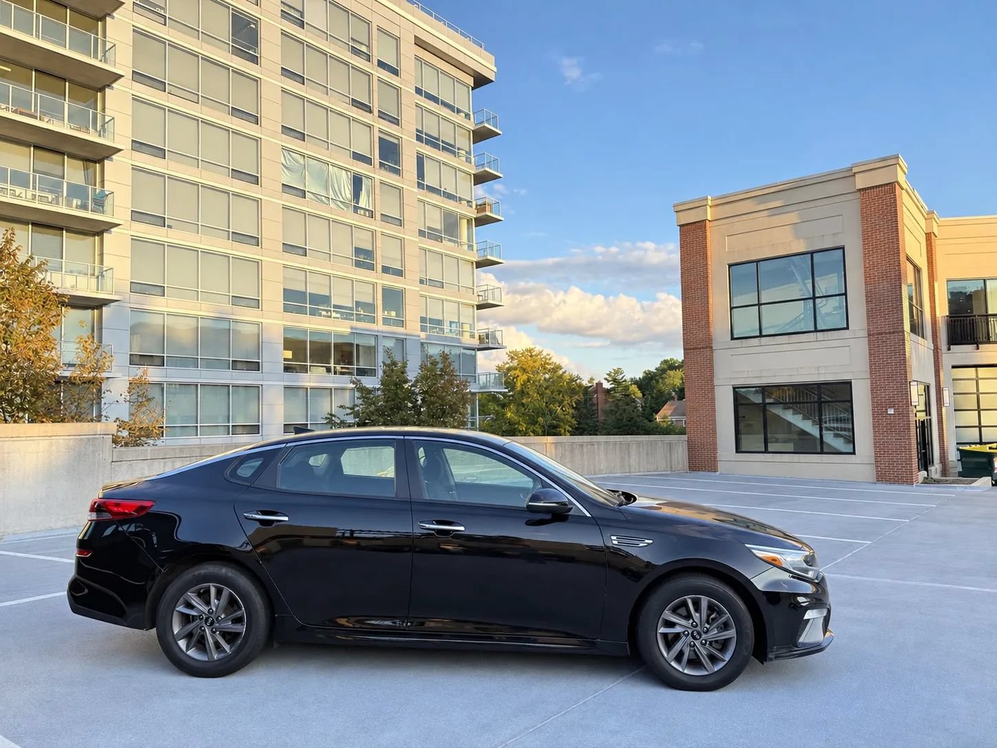 Used 2020 Kia Optima LX FWD image 3