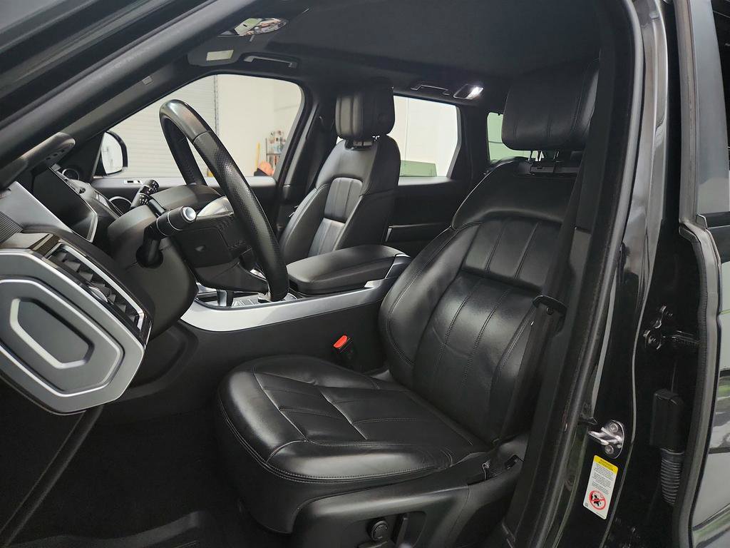 Used 2020 Land Rover Range Rover Sport SE image 14