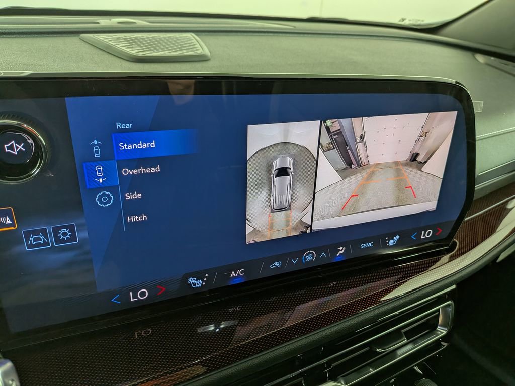 New 2026 Chevrolet Traverse Z71 w/ Enhanced Driving Package image 27