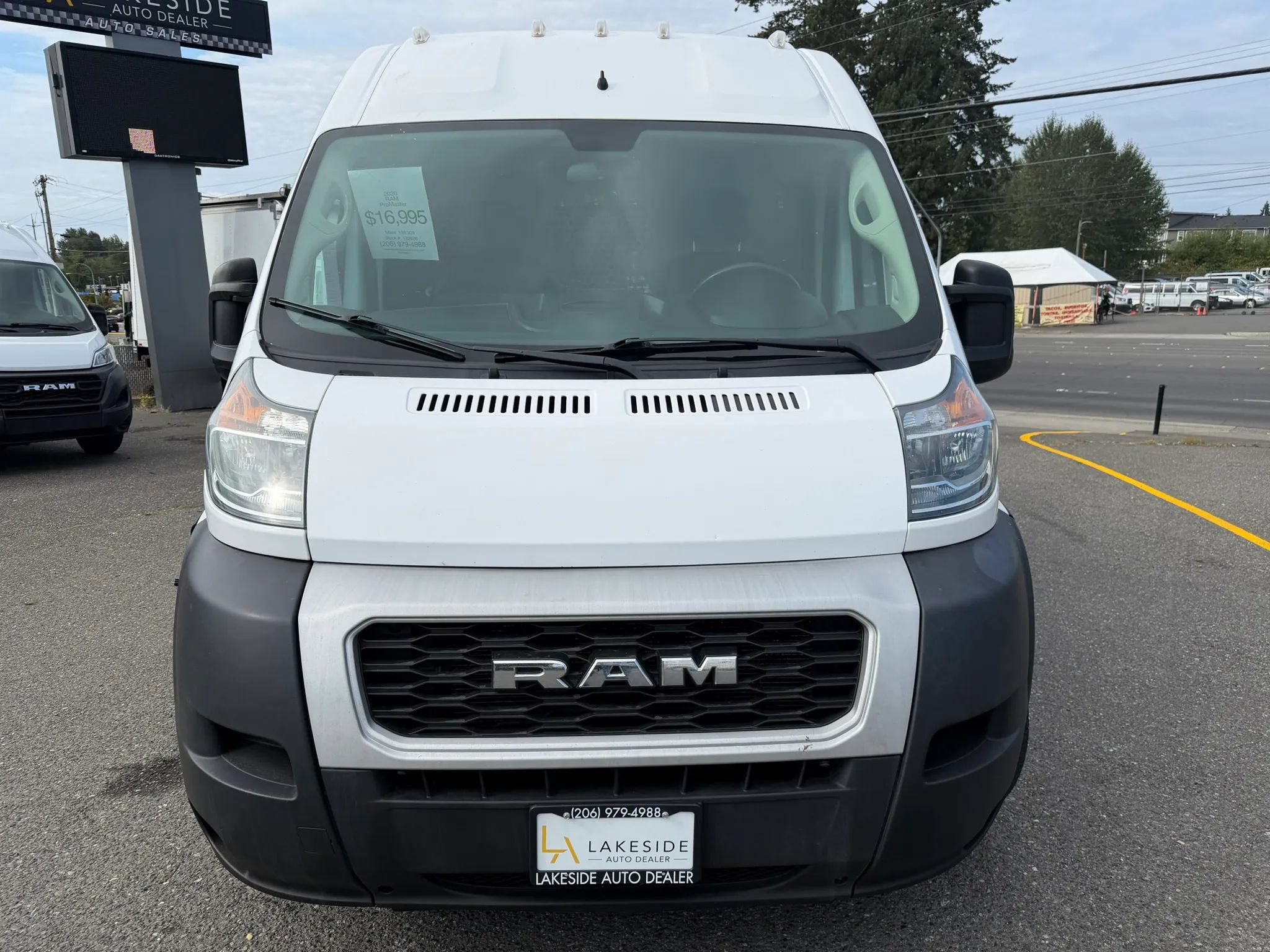 Used 2020 RAM ProMaster 2500 FWD image 2
