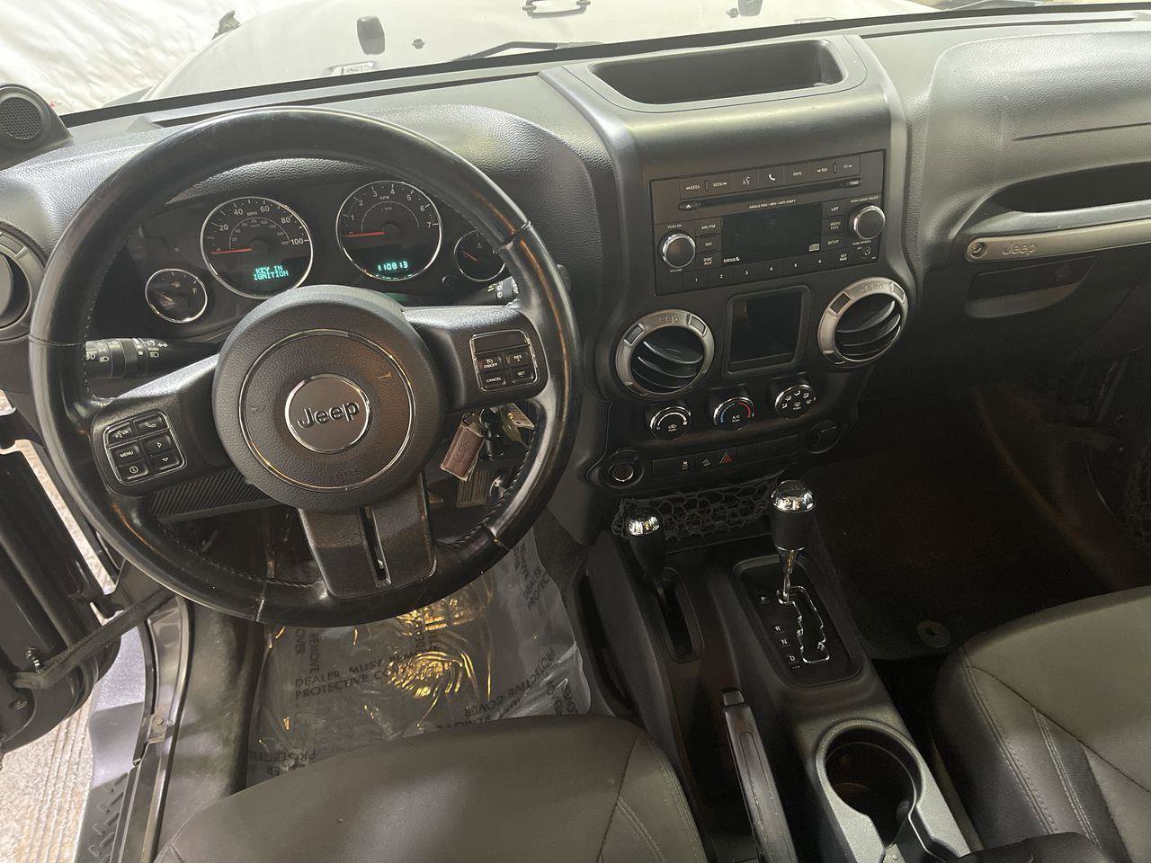 Used 2014 Jeep Wrangler Unlimited Sport w/ Connectivity Group image 13