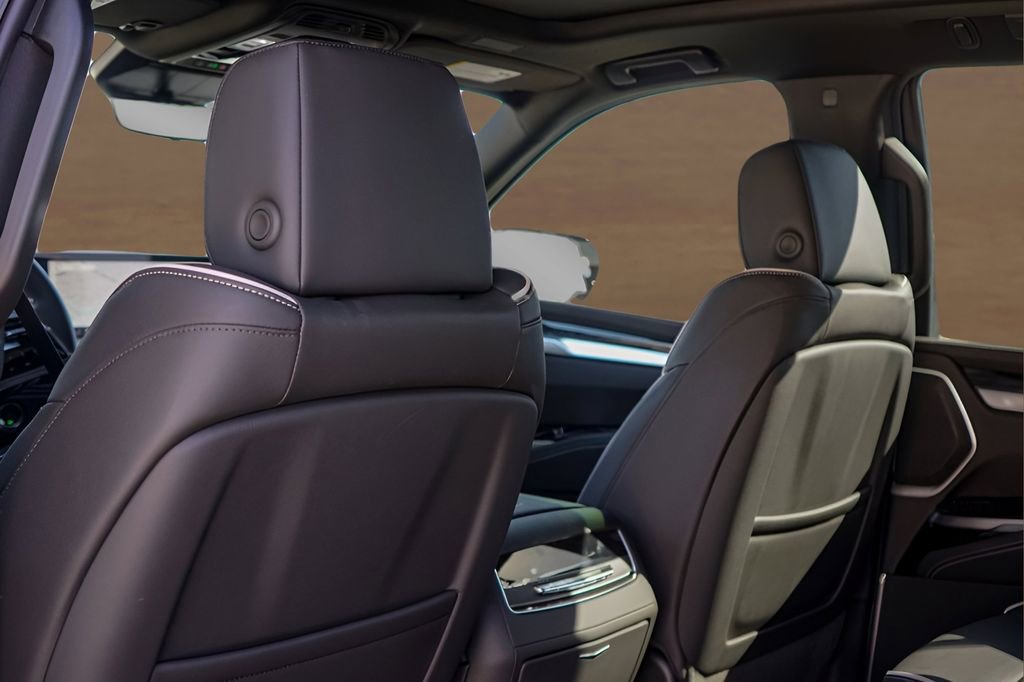 New 2026 Cadillac Escalade Sport w/ Touring Package image 19