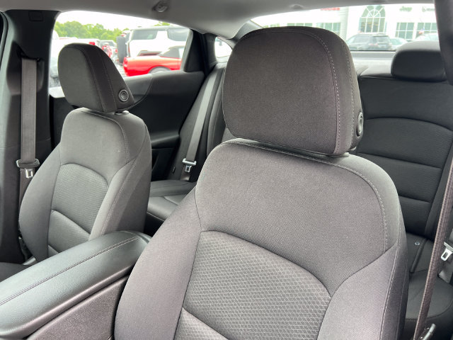 Used 2025 Chevrolet Malibu LT FWD image 11