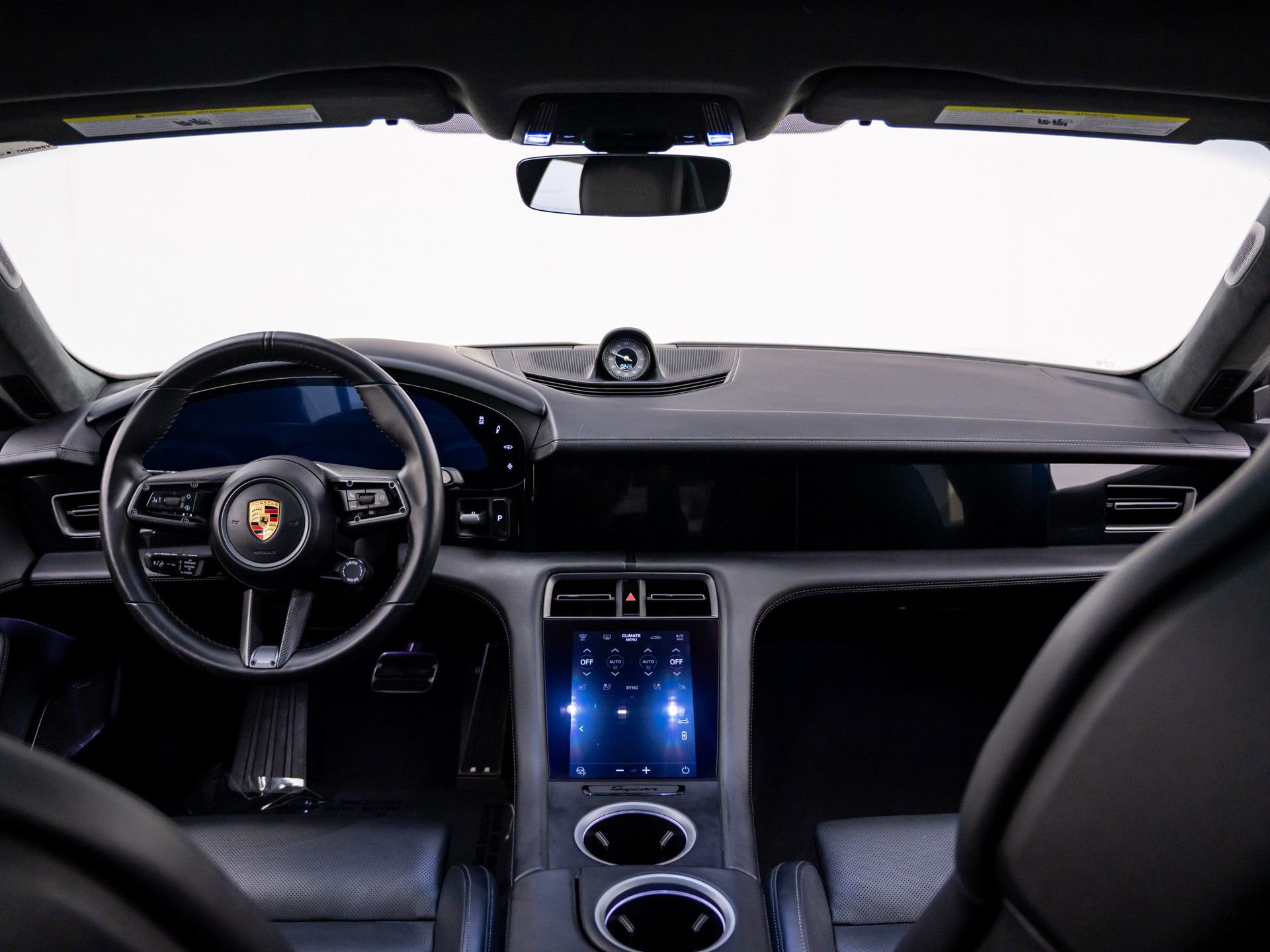 Used 2022 Porsche Taycan Turbo S image 11