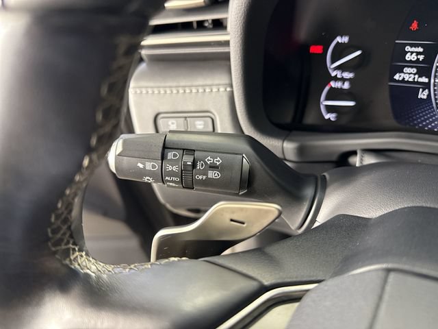 Used 2024 Lexus LX 600 4WD w/ Luxury Package image 15