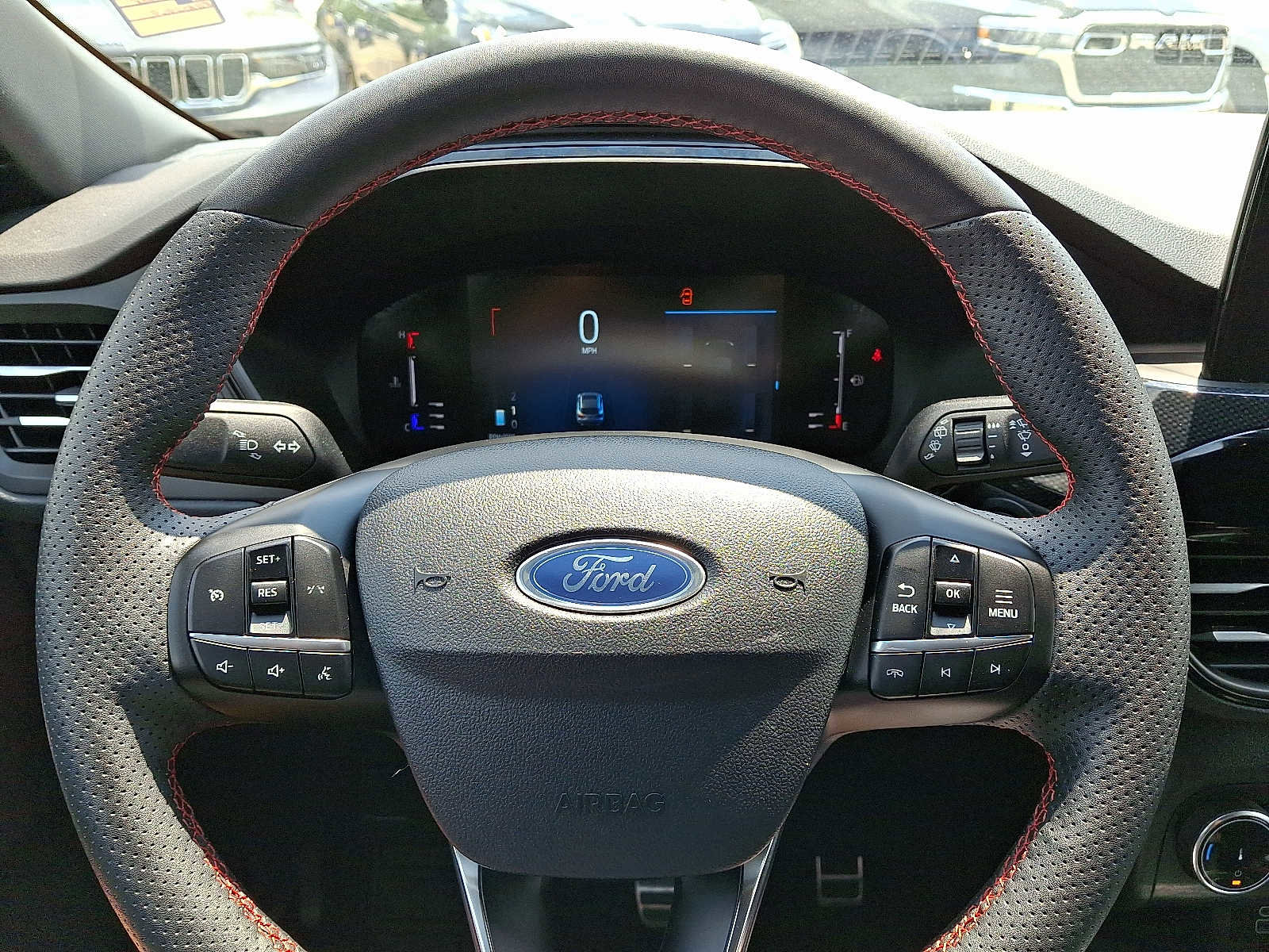 Used 2024 Ford Escape ST-Line image 19