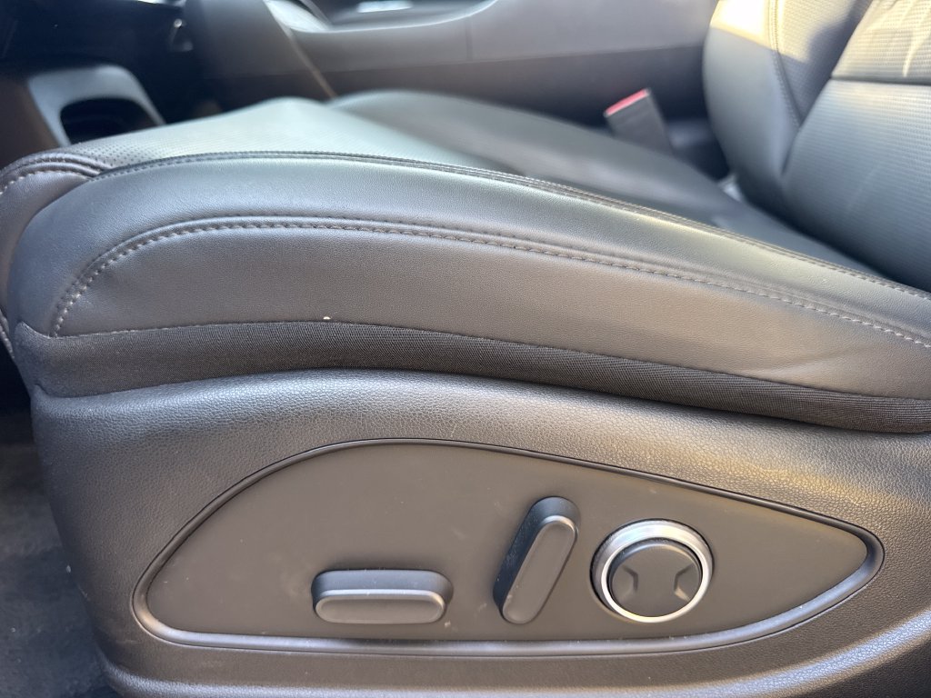 Used 2026 Hyundai Palisade SEL FWD image 13