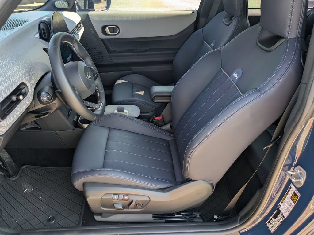 Used 2025 MINI Cooper S FWD image 13