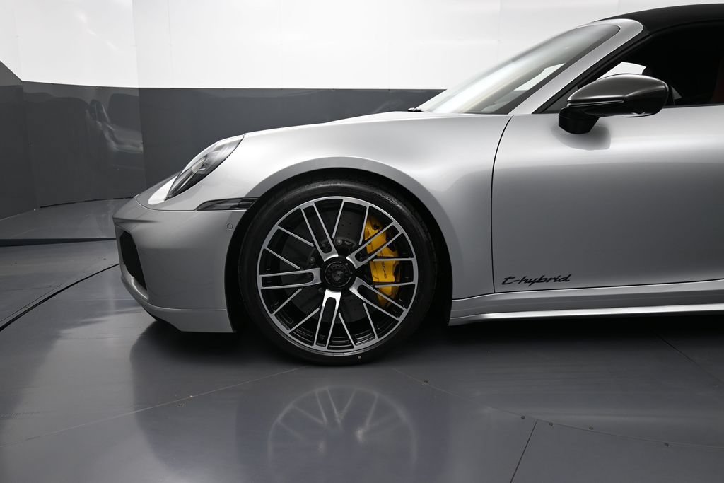Used 2026 Porsche 911 Turbo S AWD/4WD image 12