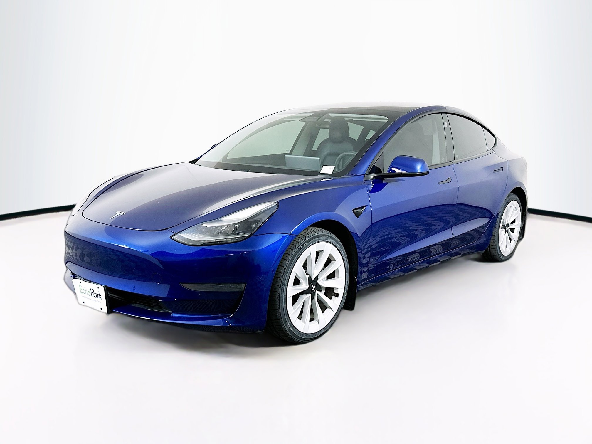 Used 2021 Tesla Model 3 Standard Range Plus RWD image 3