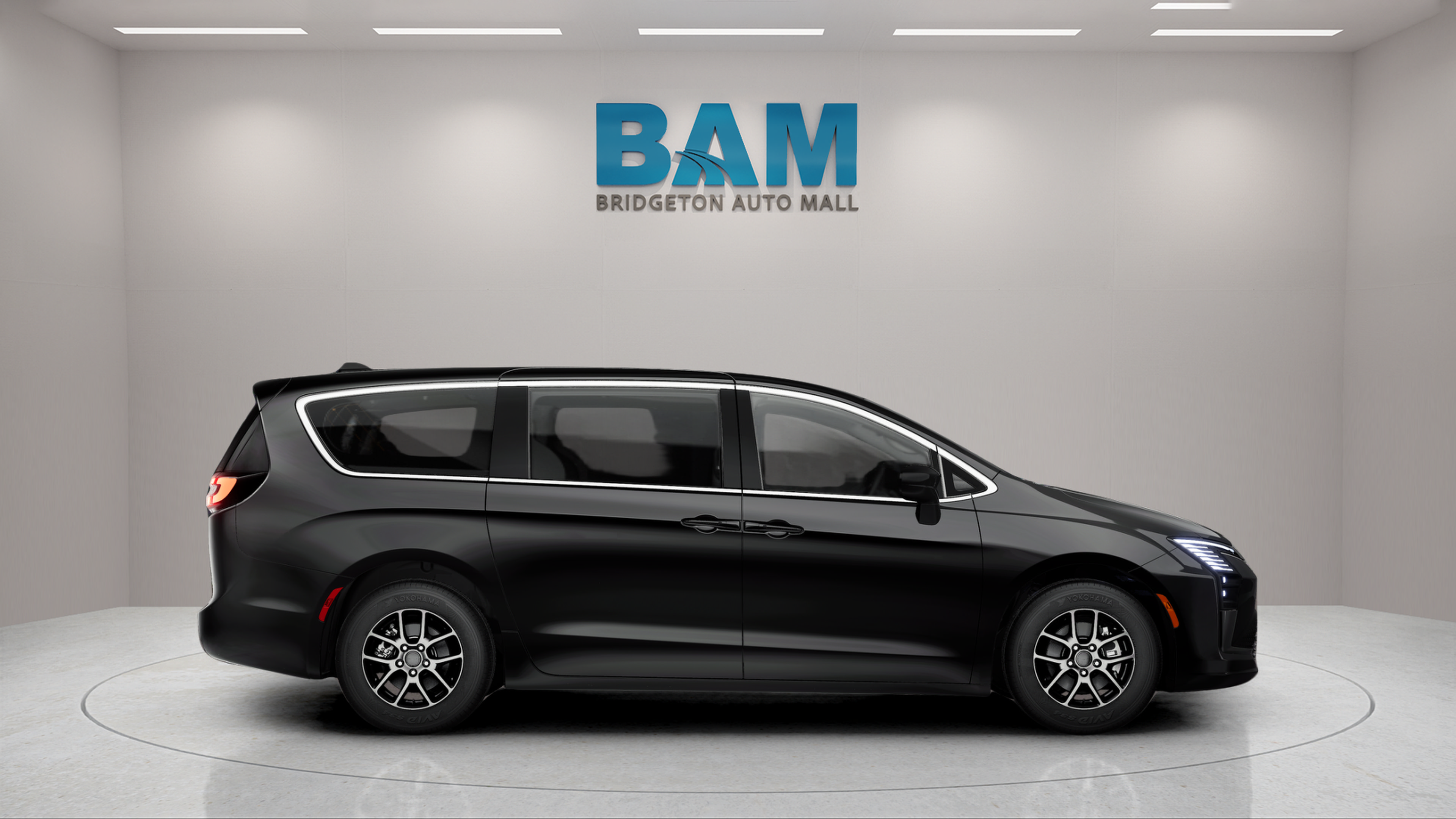 New 2027 Chrysler Pacifica Select FWD image 3