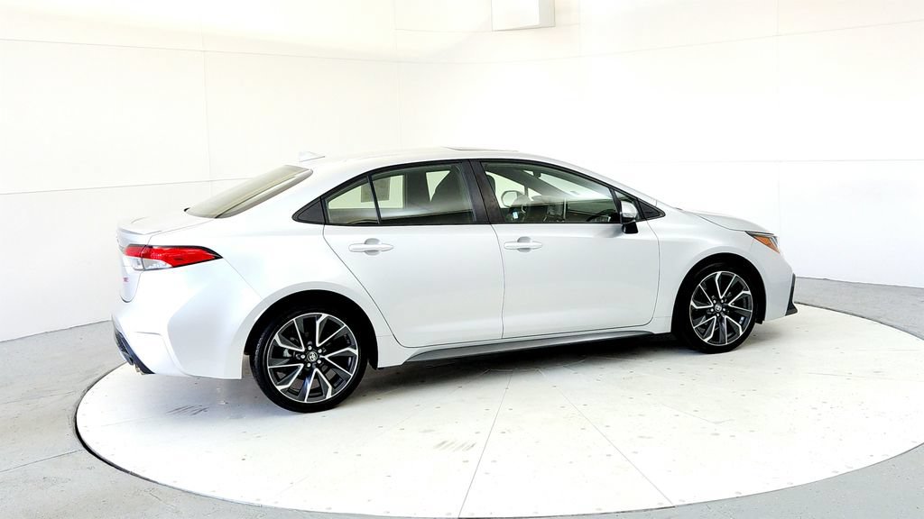 Certified 2021 Toyota Corolla SE w/ SE Premium Package FWD image 6
