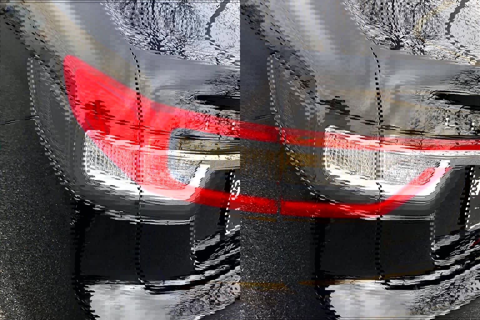 Used 2017 Lincoln Continental Premiere image 29