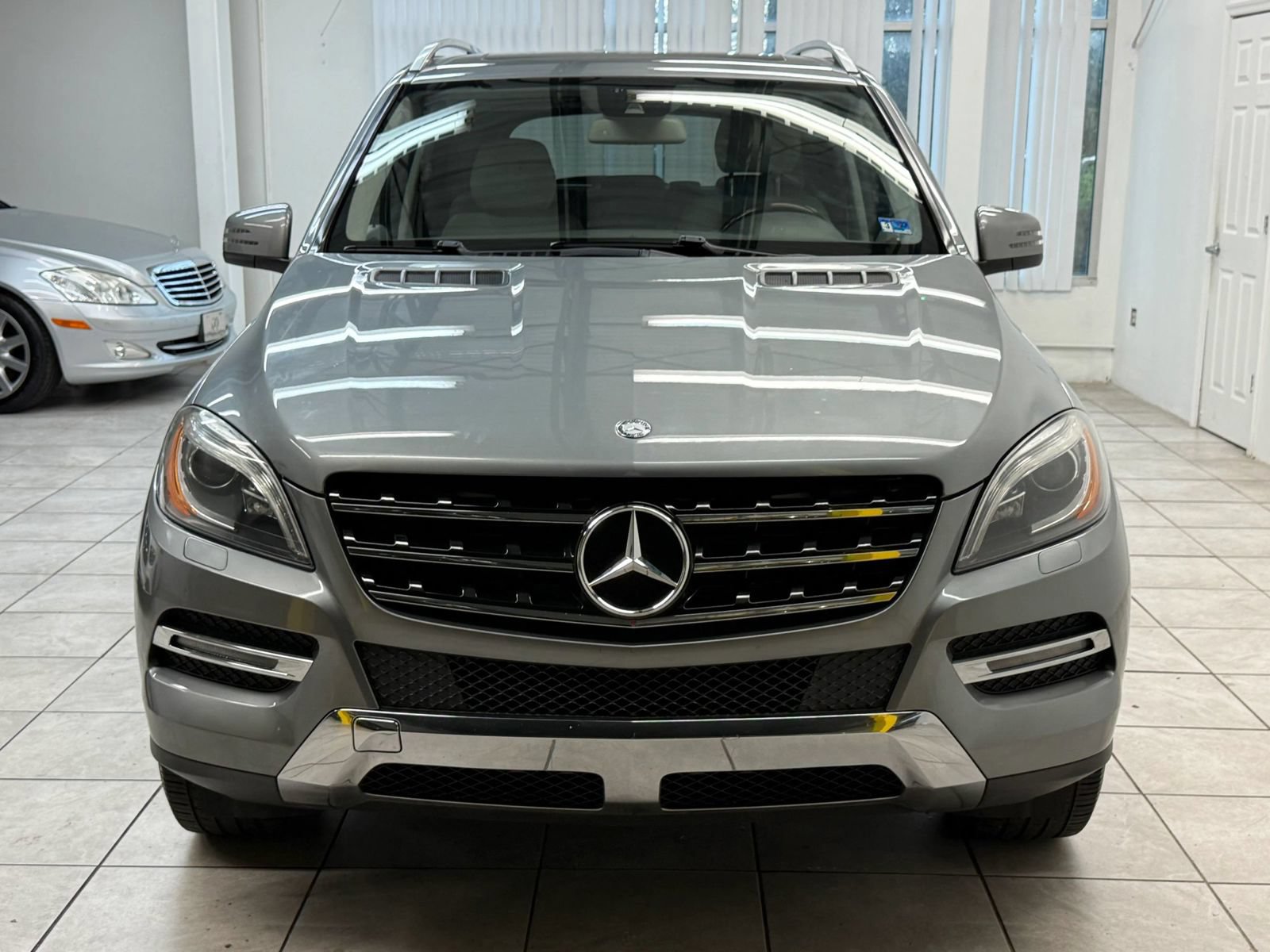 Used 2013 Mercedes-Benz ML 350 2WD image 2